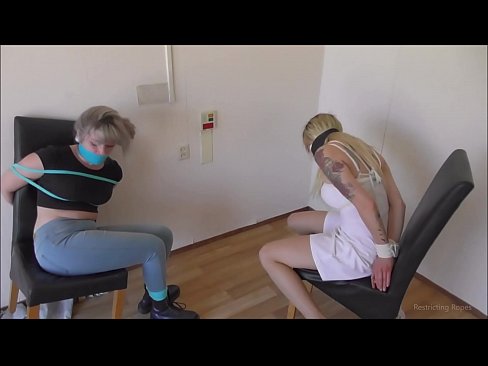 ❤️ Závislá / zviazaná a s roubíkom / dievča v núdzi Ruské porno na sk.xxxnd.ru ❌️❤